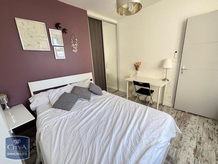 Location Appartement 2 pièces 47m² ST ETIENNE 42000 - Photo 4