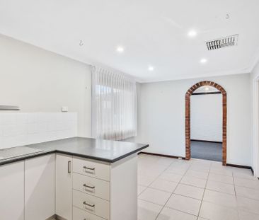 11 Burley Street, - Photo 2