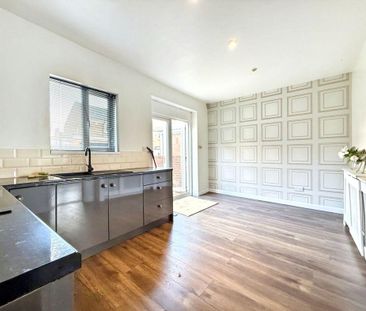 2 bed end of terrace house to rent in SR8 - Photo 2