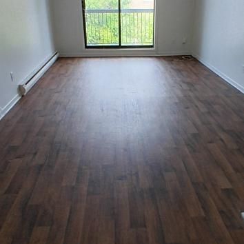 A Valleyfield - Jolie, propre et grande 3-1/2, LIBRE , avec balcon prive - Photo 4