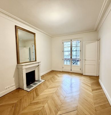 Appartement • Auteuil Nord - Photo 1