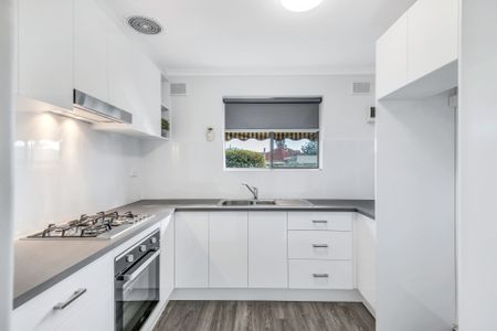 4/44 Sutton Terrace, Marleston SA 5033 - House For Rent | Domain - Photo 5