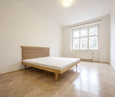Pronájem bytu 2+kk 50 m² - Fotografie 3