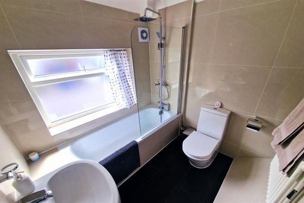3 Bedroom Semi Detached To Let - Photo 1