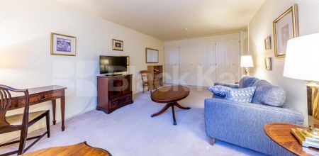 Fantastic studio loacted within a stones throw to Regents Park - Photo 3