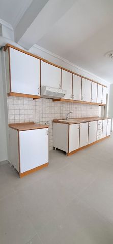 Διαμέρισμα για ενοικίαση - Άγιος Παύλος, - Photo 4