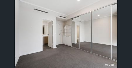 Modern Apartment Living in Mount Pleasant - Photo 5