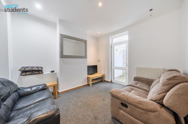 4 bedroom house to rent - Photo 1