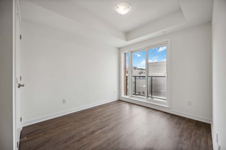 For Lease - 8 David Eyer Road Unit# 1215, Richmond Hill, Ontario - Photo 5