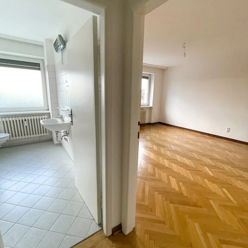 Exklusive Wohnung mit Charme in ruhiger Lage - Photo 1