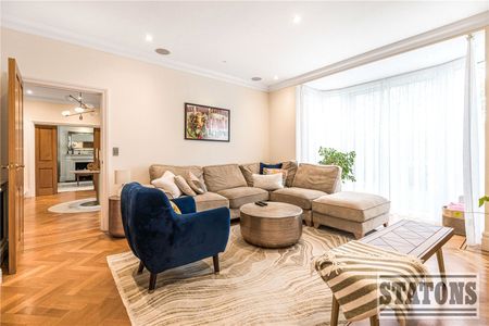 Friern Barnet Lane, Whetstone - Photo 2