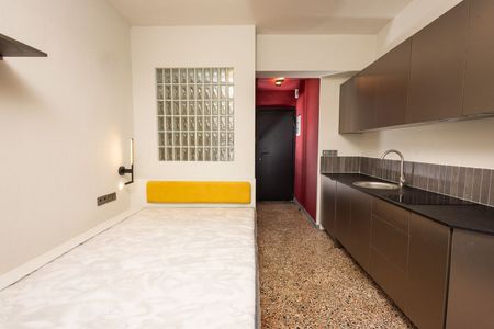 Studio/Γκαρσονιέρα για ενοικίαση Ξηροκρήνη (Ξηροκρήνη - Παναγία Φανερωμένη) - Photo 4