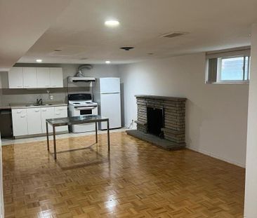 For Lease - 15 Blithfield Avenue Unit# Lower Fl, Toronto, Ontario - Photo 3