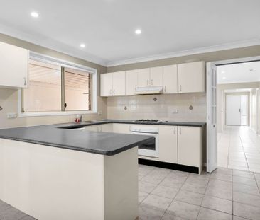 Tidy four-bedroom family home - Photo 4
