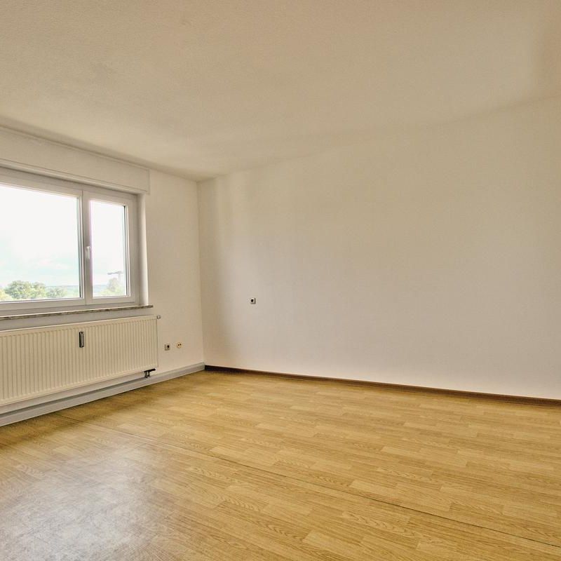 Ruhige 3-Zimmerwohnung mit Blick ins Grüne - ideal für den 2-Personenhaushalt - Foto 1