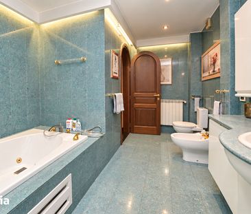 Vila 5 Camere | 314 MP | Mobilata & Utilata | Stefan Cel Mare - Photo 1