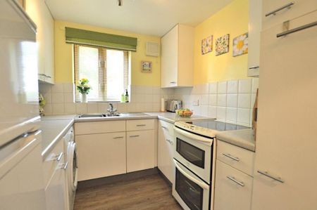 1 bedroom flat to rent - Photo 4