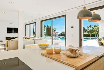 Luxury Villa for rent in Estepona, Spain