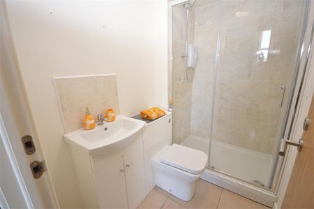 Studio to rent - Photo 3