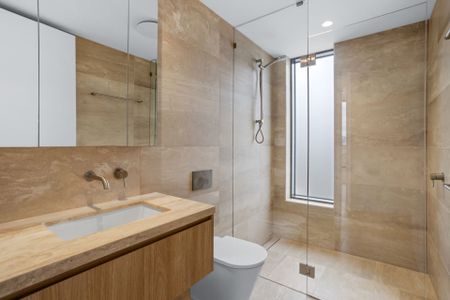 A Rare Riverfront Residence in Brisbane's Most Prestigious New Address - Photo 4