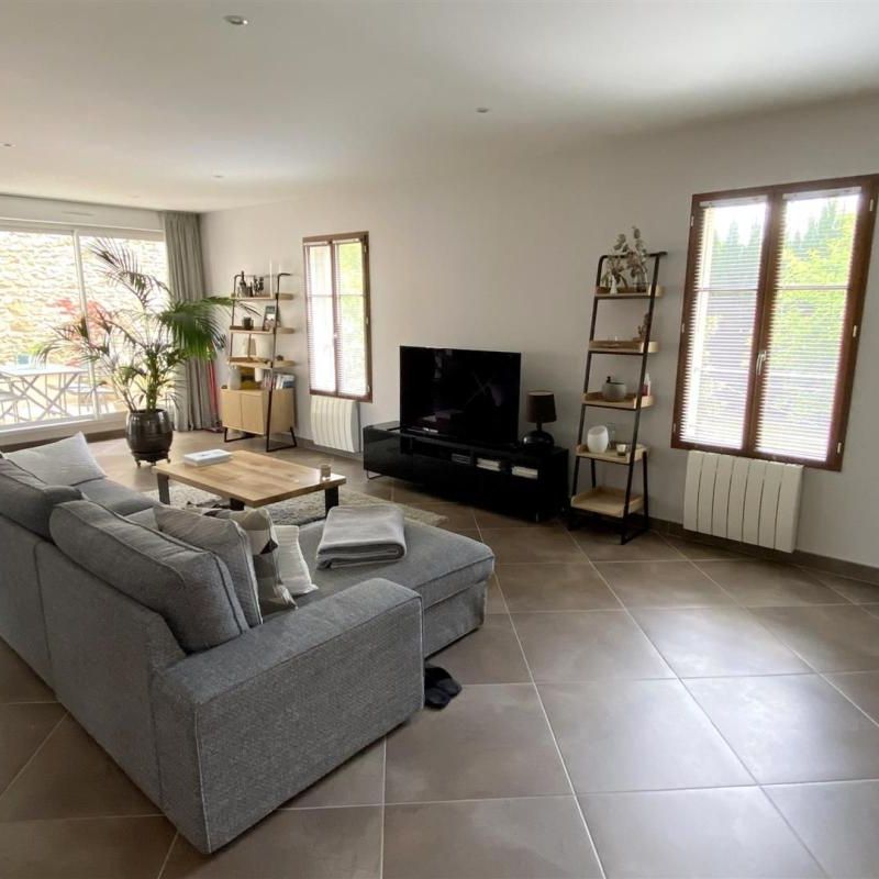 Location Appartement 3 pièces 113m² BOIS LE ROI 77590 - Photo 1