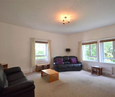 3 bedroom flat to rent - Photo 2