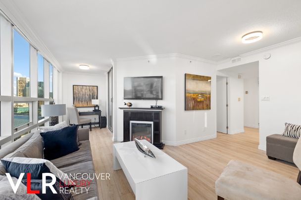 Condo in Downtown Vancouver, BC - Photo 1