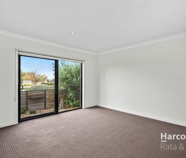Stunning 3-Bedroom Home in Greenvale - Photo 1