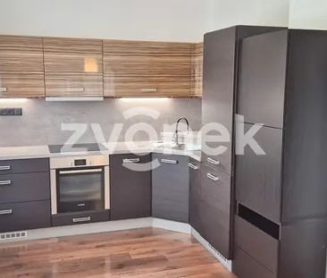 2+1 Zlín - Kostelec, parkovací stání, velká zahrada, pergola - Photo 5