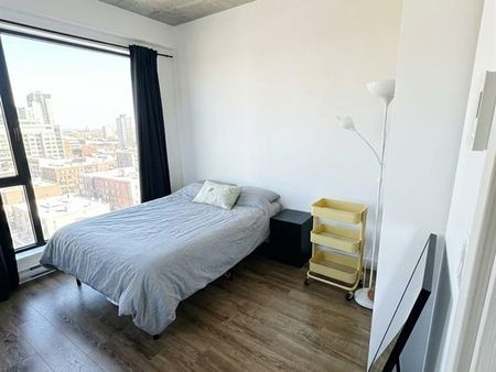 #802 -2100 Rue De Bleury - Photo 2