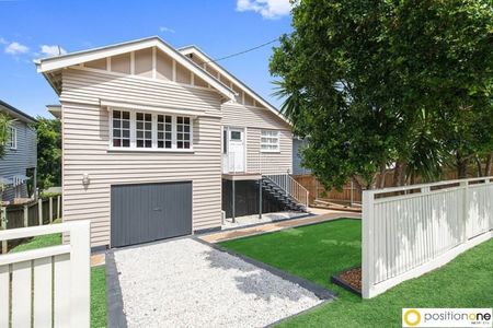 Stunning Queenslander! - Photo 5