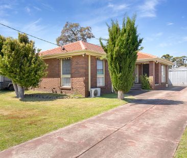 13 Madden Street Seaford VIC - Photo 2