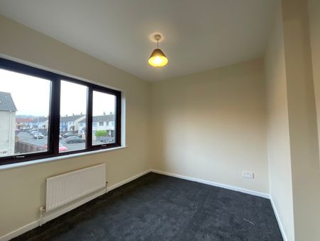 12 The Cherry Walk, Belfast, BT38 8HD - Photo 5