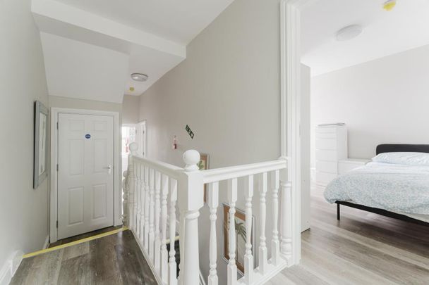 5 bedroom flat to rent - Photo 1