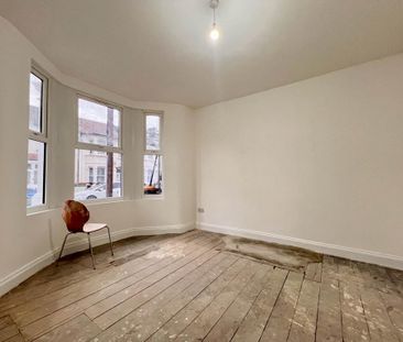 4 bedroom terraced house to rent - Photo 1