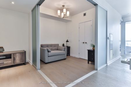 For Lease - 488 University Avenue Unit# 2402, Toronto, Ontario - Photo 5