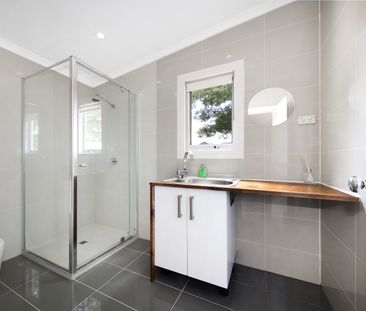 288 Jasper Rd, McKinnon VIC 3204 - House For Rent | Domain - Photo 1