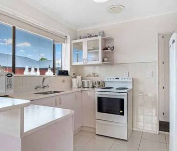 Four Bedroom Home In Kaiapoi - Photo 4