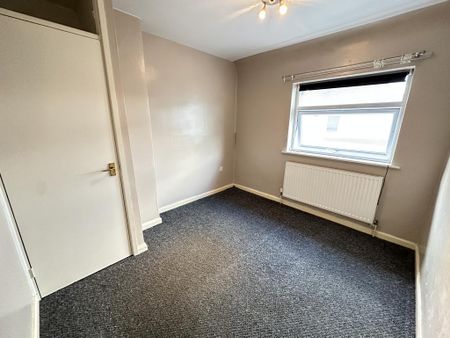 2 bedroom semi-detached house to rent - Photo 3