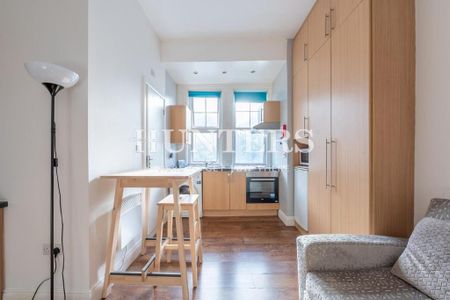 Studio to rent - Photo 3