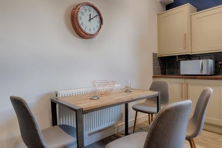 7 bedroom house share to rent - Photo 3