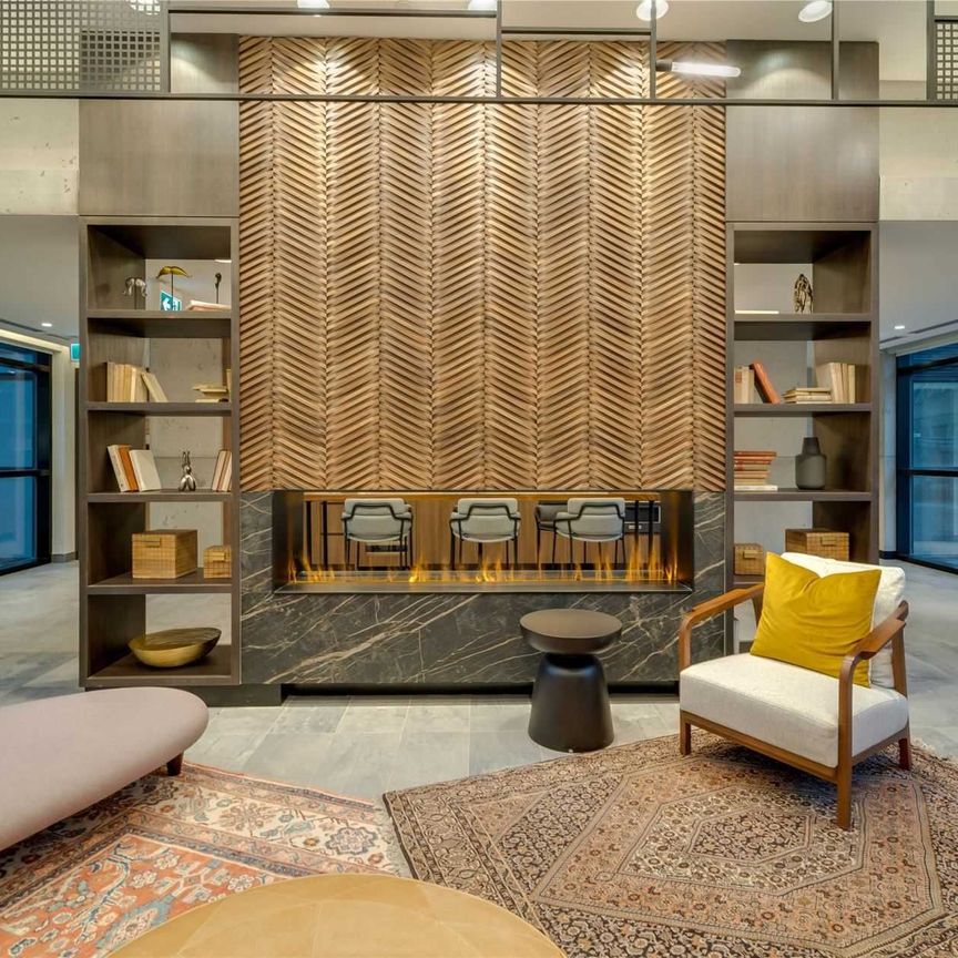 For Lease - 251 Manitoba Street Unit# 2704, Toronto, Ontario - Photo 1