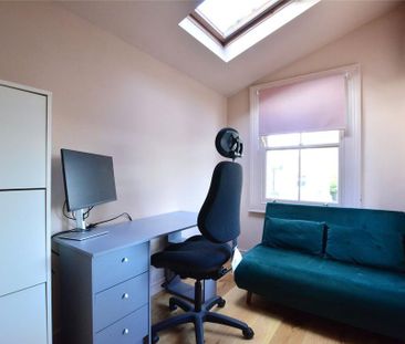 3 bedroom end of terrace house to rent - Photo 6