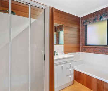 Sunny 2-Bed Home in Berriedale - Photo 6