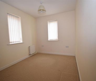3 bedroom detached house to rent - Photo 4