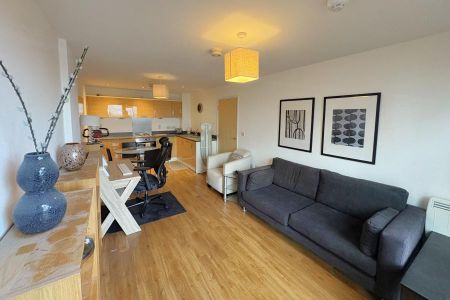 1 bedroom apartment to rent - Photo 2