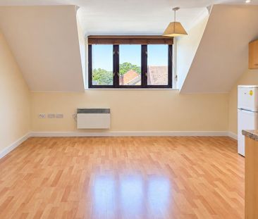 Studio to rent - Photo 6