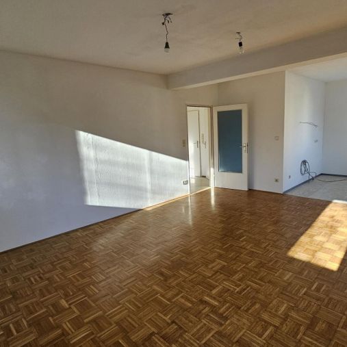 2 ZIMMERWOHNUNG MIT BALKON – MIETE INKL. BK UND HK! - Photo 1