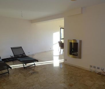 Location Maison 5 pièces 187m² - Photo 1