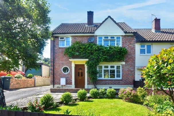 3 bedroom end of terrace house to rent - Photo 1